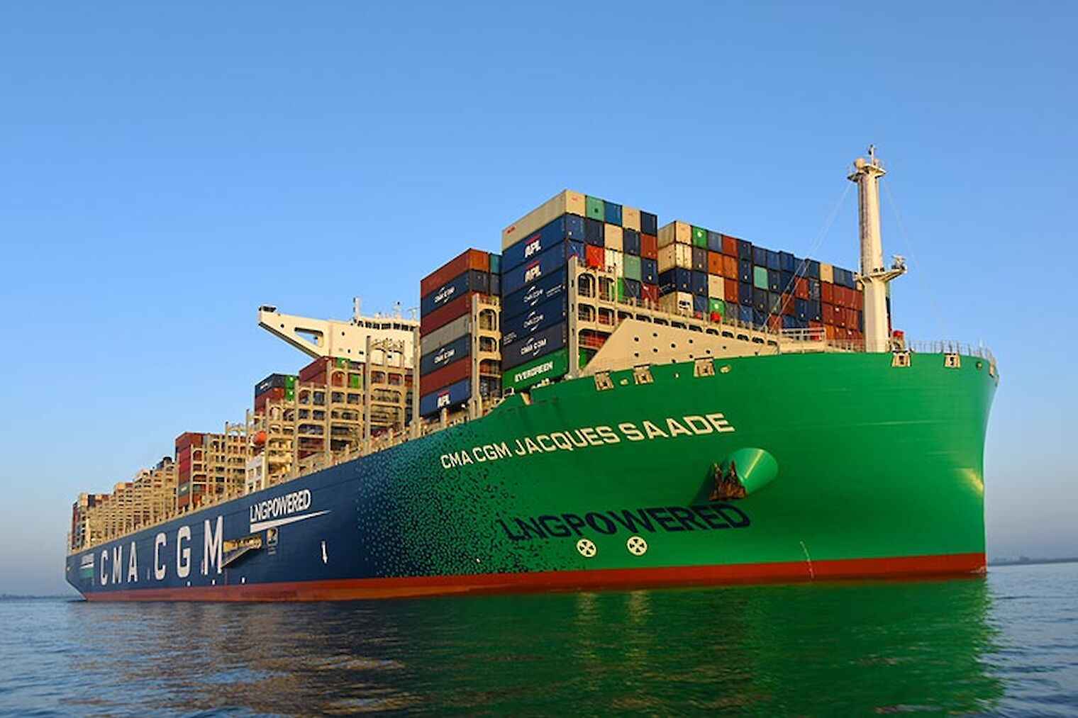 Gambar Kapal Pengangkut Barang